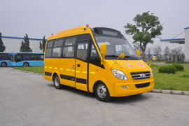 Autobus scolaire HK6601KX